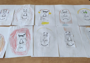 Na tym zdjęciu widać gotowe karty pracy wykonane przez uczestników projektu.