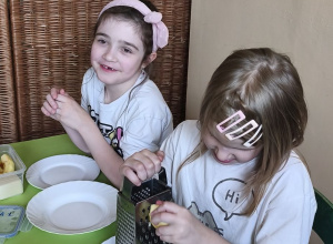 Zajęcia kreatywne: rozwój wyobraźni i współpracy w grupie - warsztaty kulinarne