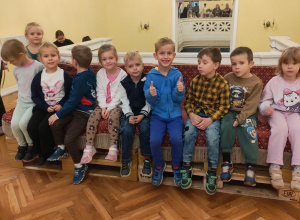 Wycieczka do teatru "Dom"