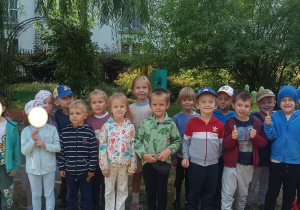 Zdjęcie przedstawia dzieci z grupy III.